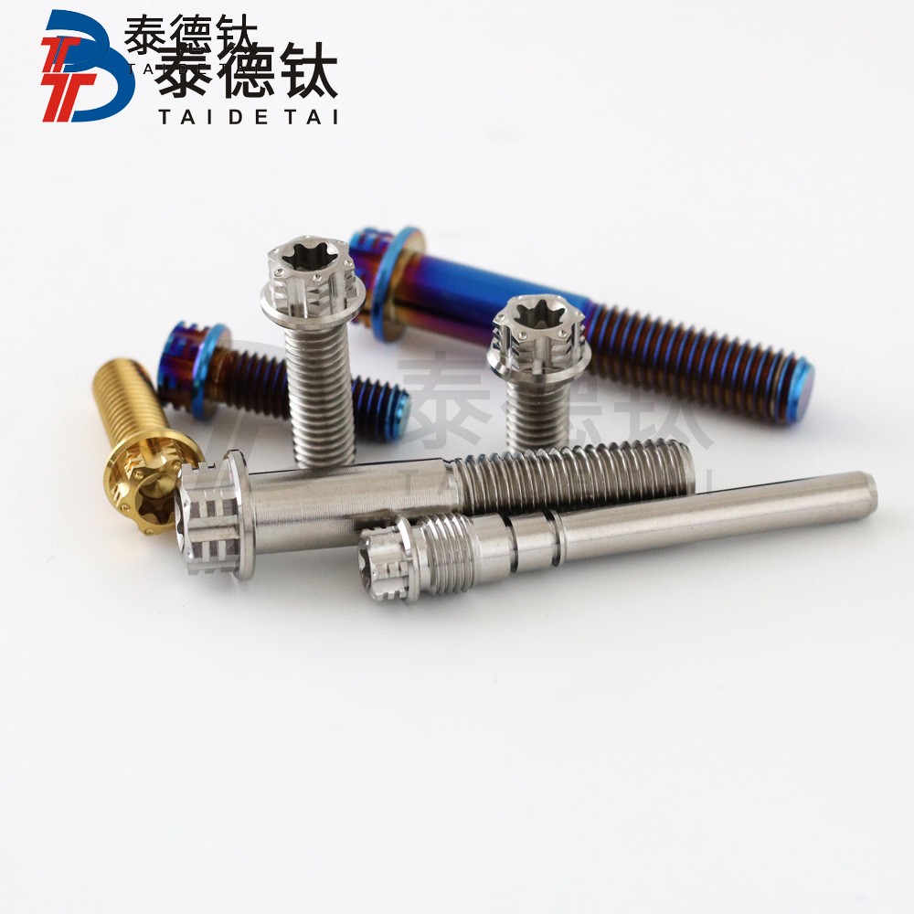 解碼船舶機械用系列緊固件的重要性！ 發(fā)布時間：2024-08-20人氣：290 次        緊固件，在船舶機械中扮演著很重要的角色。這些小小的螺絲、螺母和墊圈可能在我們眼中微不足道，但卻是船舶運行的關(guān)鍵，負責將各個部件牢固連接在一起，確保船舶在洶涌的海洋中安全航行。讓我們一起來解碼船舶機械用系列緊固件的重要性。         在船舶機械中，緊固件的作用可謂多方面。首先，它們確保了船舶的結(jié)構(gòu)穩(wěn)固性。能想象一下，如果沒有緊固件來固定船體各部件，船舶將是多么脆弱和危險。就像我們的身體需要骨骼支撐一樣，船舶也需要緊固件來支撐其整體結(jié)構(gòu)。         其次，緊固件還承擔著分布載荷的重要作用。在海上航行中，船舶常常會受到來自海浪、風力等外部力量的影響，如果沒有合適的緊固件來均勻分布這些力量，船體各部件可能會受到不均勻的應(yīng)力，從而導(dǎo)致?lián)p壞或失效。因此，選擇適合的緊固件對船舶的安全運行很重要。         此外，緊固件還可以減少船舶在運行過程中的振動和噪音。想象一下，如果船舶在航行中頻繁發(fā)生振動，不僅會影響船員的舒適度，還可能導(dǎo)致船體疲勞和損壞。通過使用合適的緊固件，可以有效減少船舶的振動和噪音，提升航行的平穩(wěn)性和舒適度。         總的來說，船舶機械用系列緊固件的重要性不可小覷。它們不僅是船舶結(jié)構(gòu)的支撐和保障，還能分布載荷、減少振動和噪音，確保船舶安全、穩(wěn)定地航行在廣闊的海洋中。